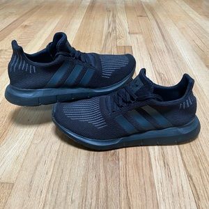 Adidas swift run in black. Size 10 1/2.